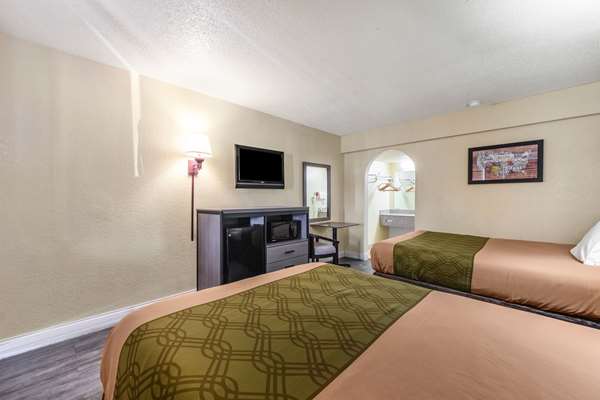  - Econo Lodge San Marcos - I-35, Exit 204A