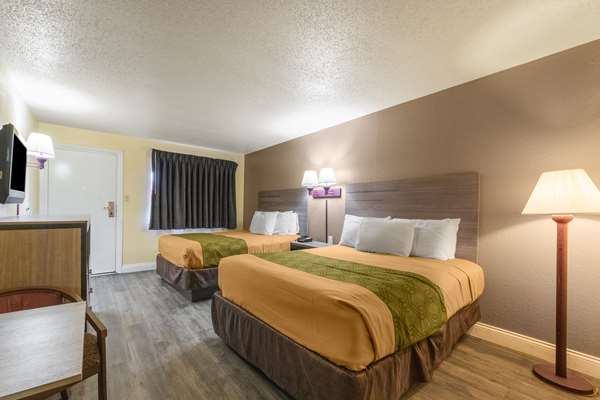  - Econo Lodge San Marcos - I-35, Exit 204A