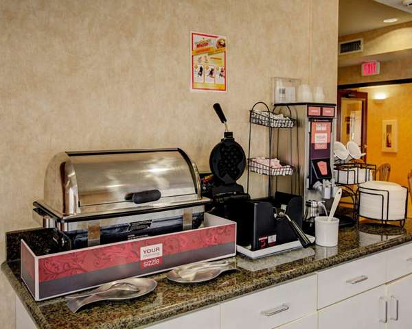 Amenities - Comfort Inn & Suites Seguin - I-10, Exit 610