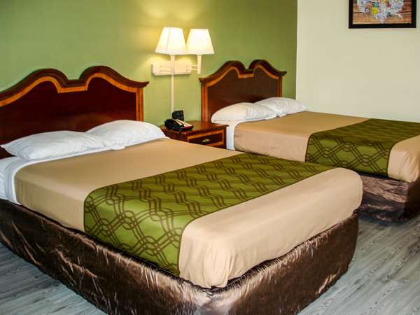  - Econo Lodge Texarkana