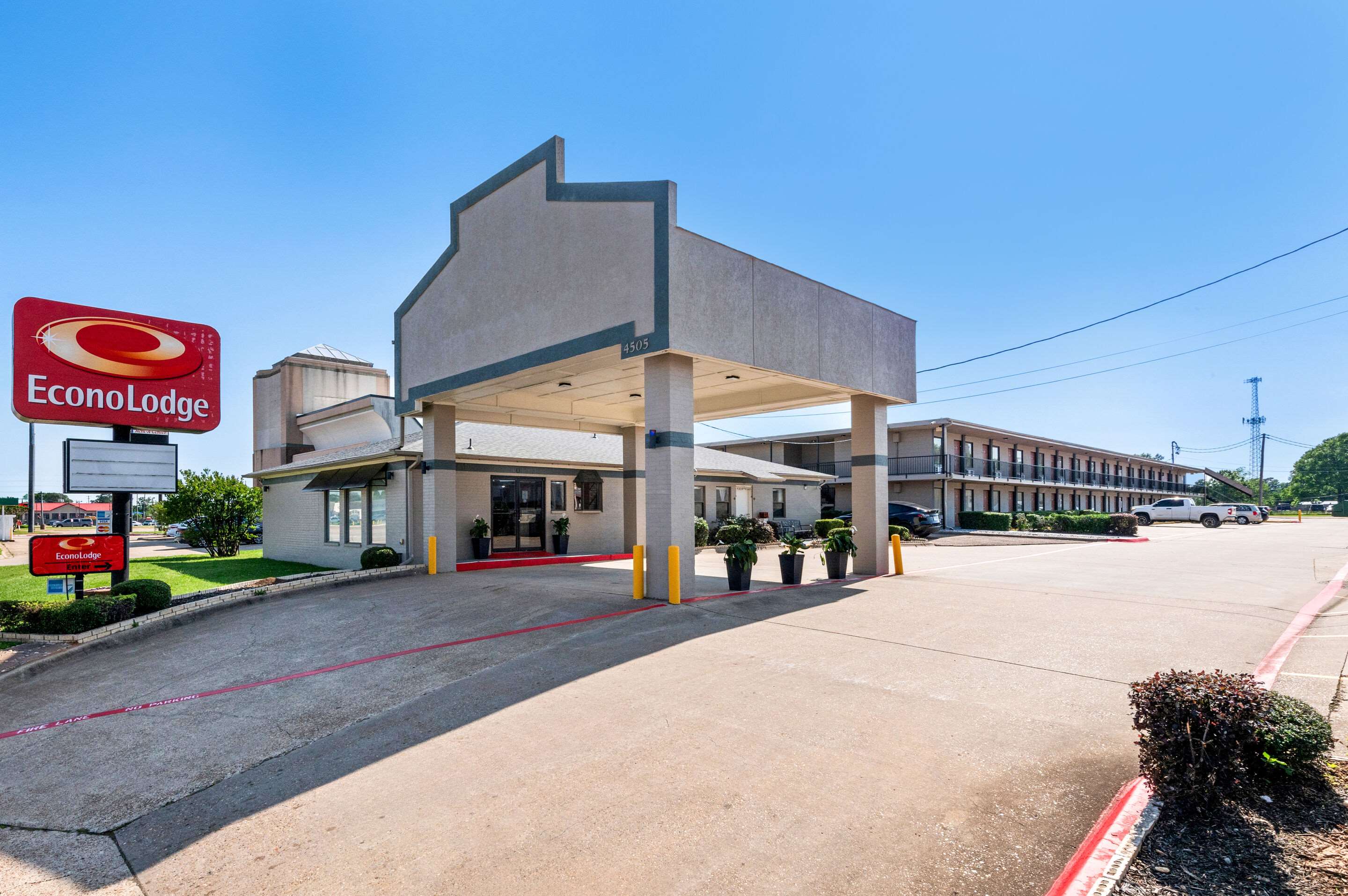 Hotel exterior | Econo Lodge Texarkana I-30