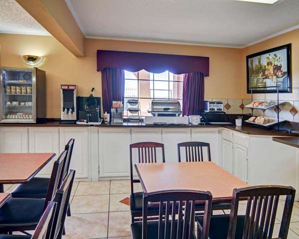 Amenities - Econo Lodge Decatur