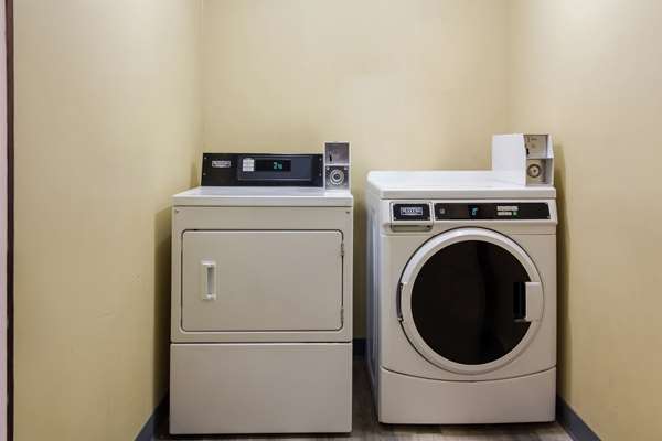 Amenities - Quality Inn North Baytown - I-10, Exit 792