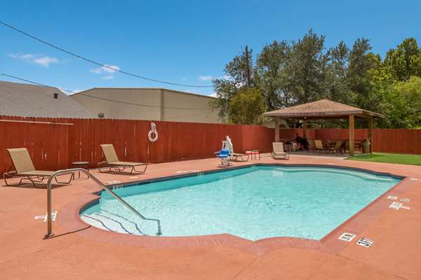 Pool - Quality Inn North Baytown - I-10, Exit 792