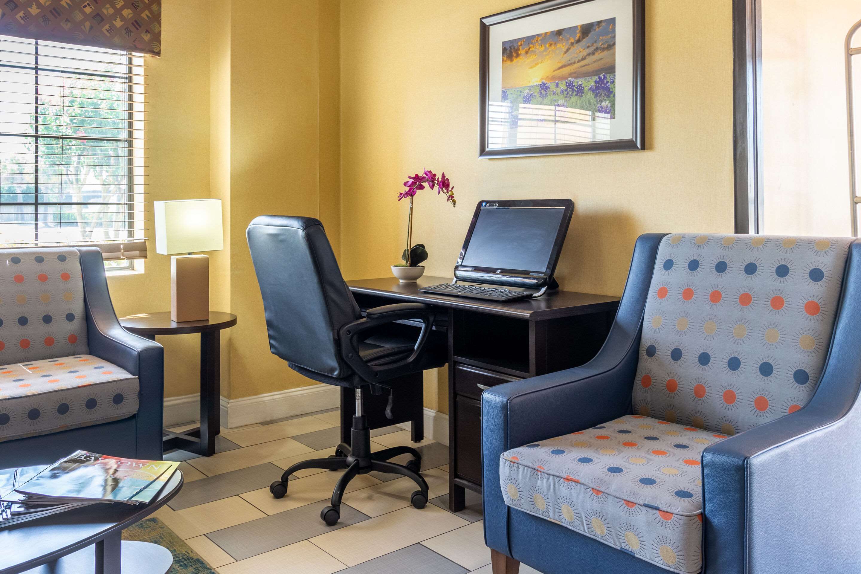 Computer in the lobby