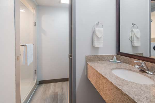  - Quality Inn & Suites Richardson