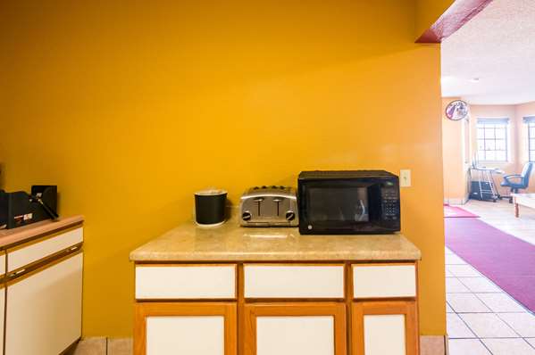 Amenities - Econo Lodge Dumas