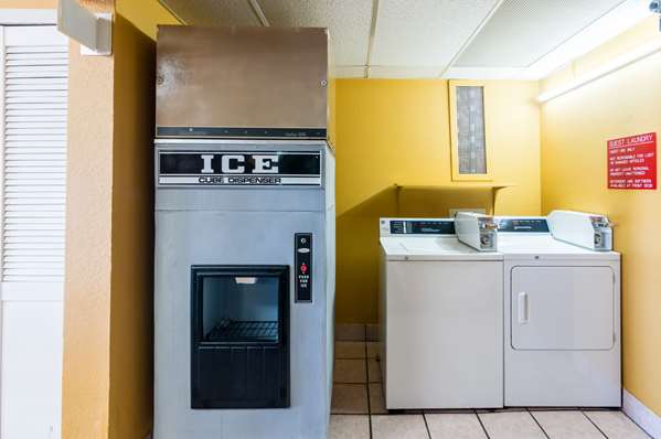 Amenities - Econo Lodge Dumas