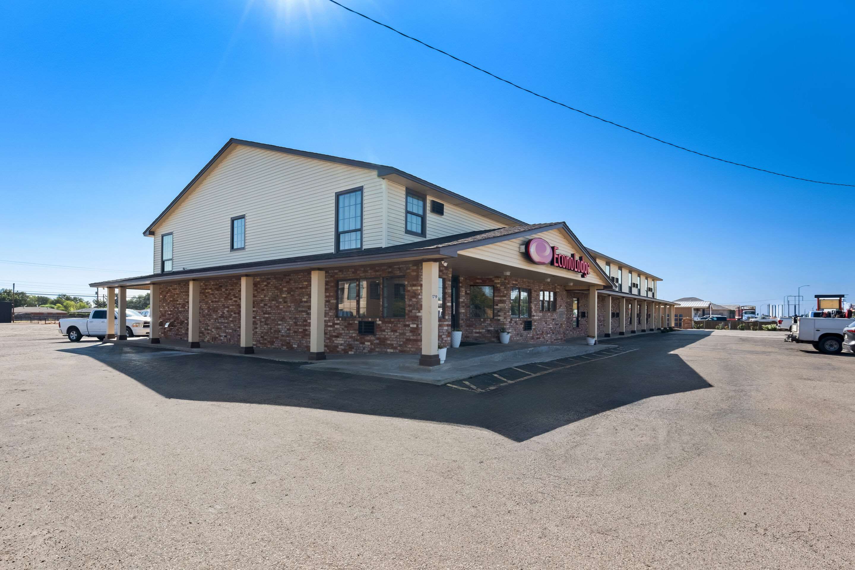 Hotel exterior | Econo Lodge Dumas