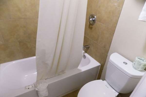  - Quality Inn Irving