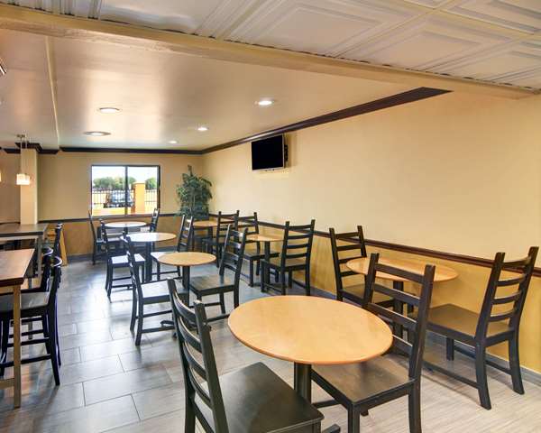 Amenities - Quality Inn Irving