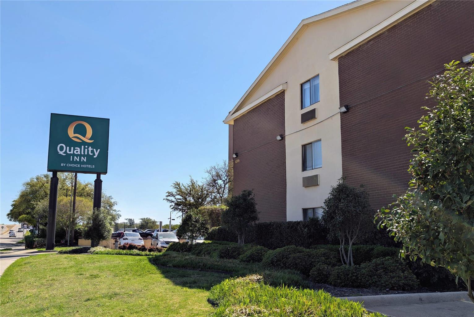 Quality Inn & Suites DFW Dallas Airport
