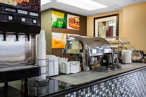 Amenities - Quality Inn Dumas