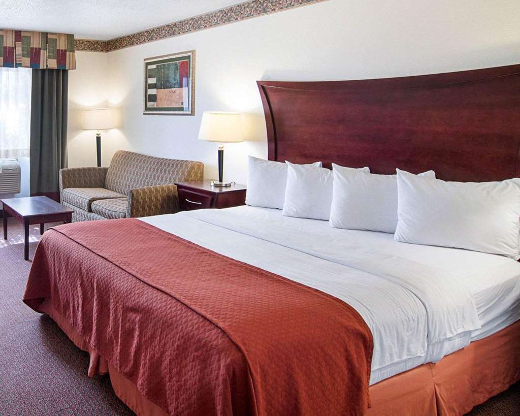 QUALITY INN MIDLAND SOUTH-guestroom-Guest Room,Suite,On-Site.jpg