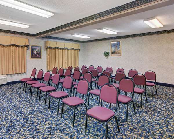  - Quality Inn & Suites Grand Prairie - I-20, Exit 454
