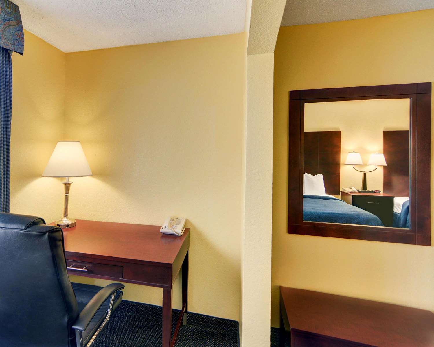 Quality Inn & Suites Grand Prairie I20, Exit 454, TX See Discounts