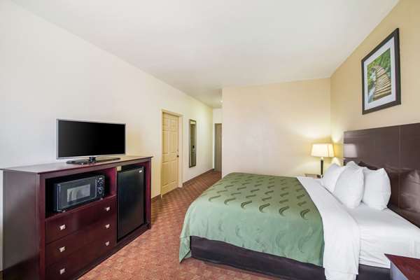  - Quality Inn Bastrop