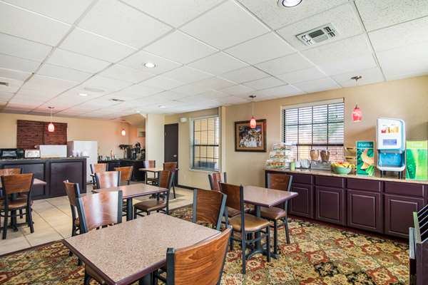 Amenities - Quality Inn Bastrop