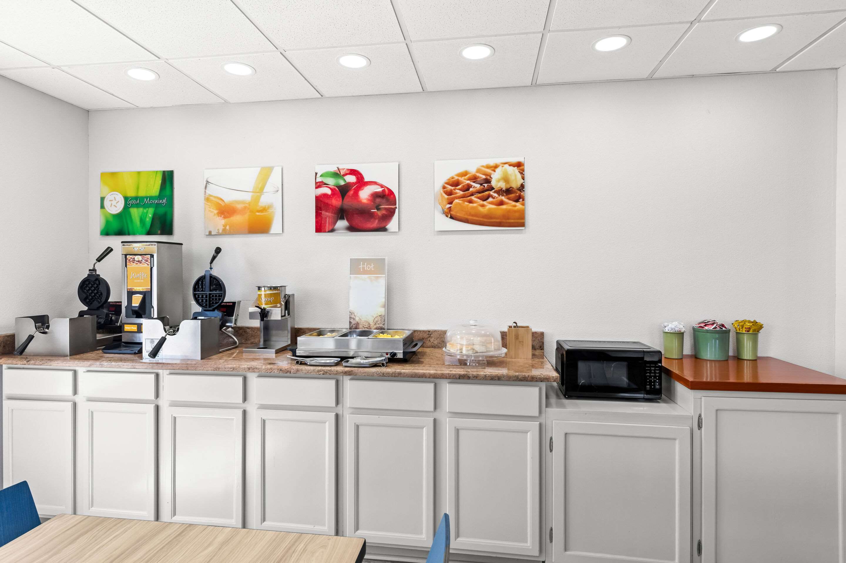 Breakfast counter