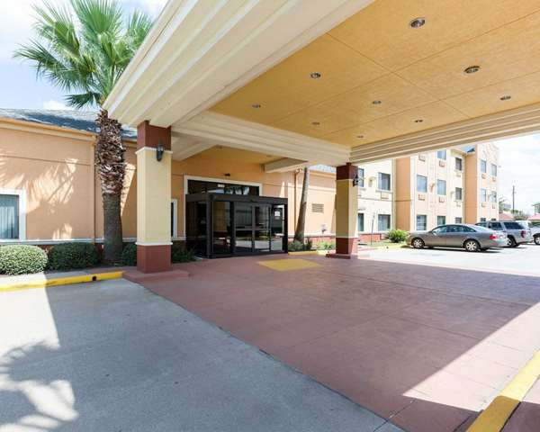 Exterior view - Quality Suites Northwest Freeway Houston