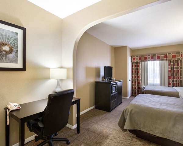 Suite - Quality Suites Northwest Freeway Houston