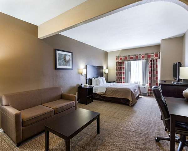 Suite - Quality Suites Northwest Freeway Houston
