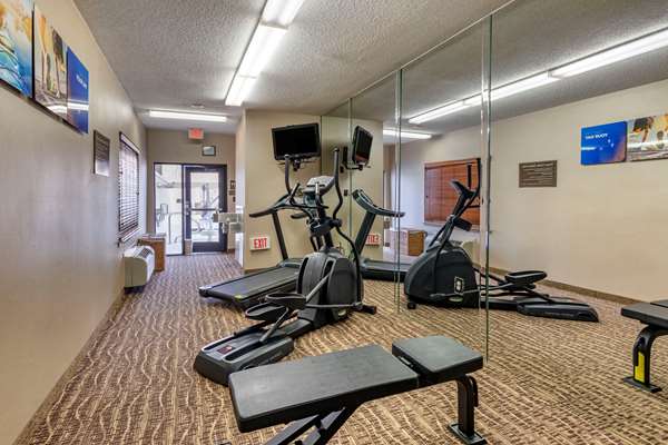 Fitness/ Exercise Room - Comfort Inn DFW North Irving