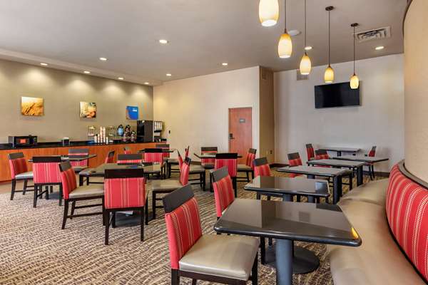 Amenities - Comfort Inn DFW North Irving
