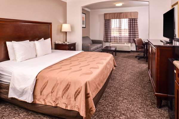Suite - Quality Inn & Suites Beaumont - I-10, Exit 851
