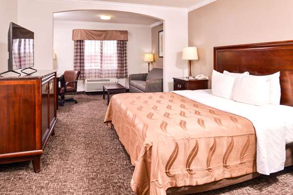 Suite - Quality Inn & Suites Beaumont - I-10, Exit 851