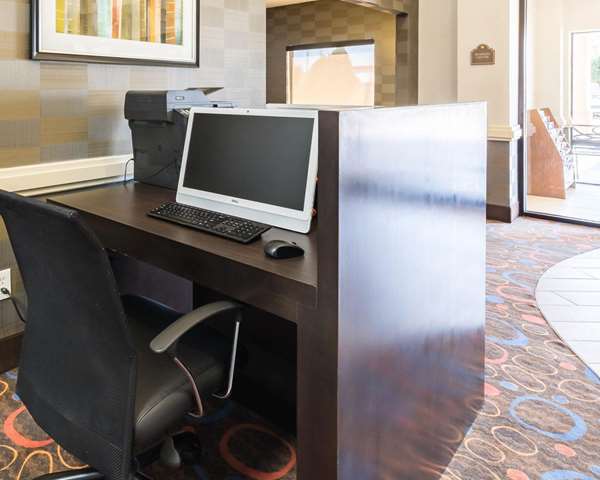 Conference Area - Econo Lodge Inn & Suites East Houston - I-10, Exit 778 & 778A