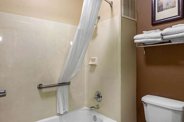  - Comfort Suites Stone Brair Mall The Colony