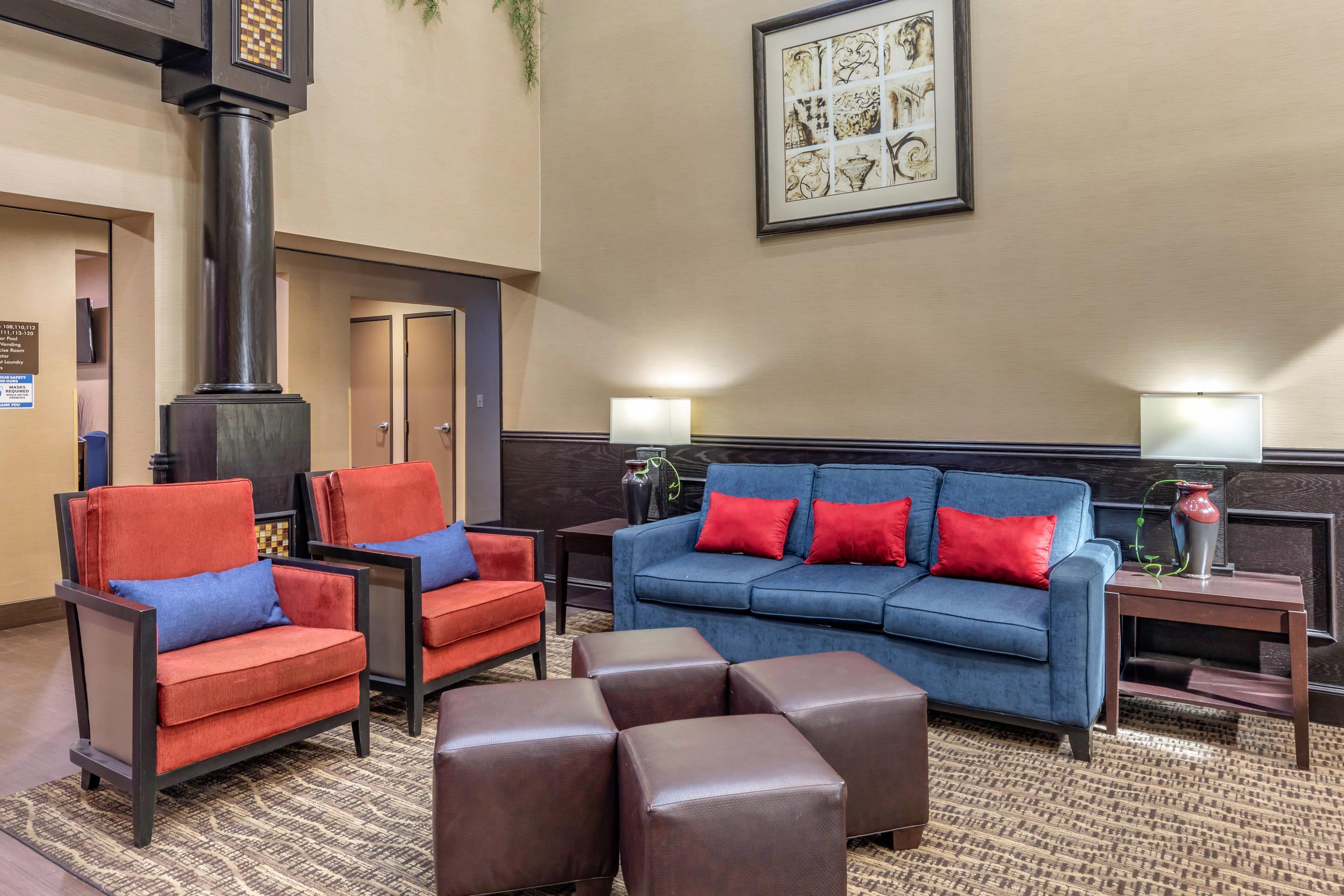 Hotel lobby | Comfort Suites The Colony - Plano West