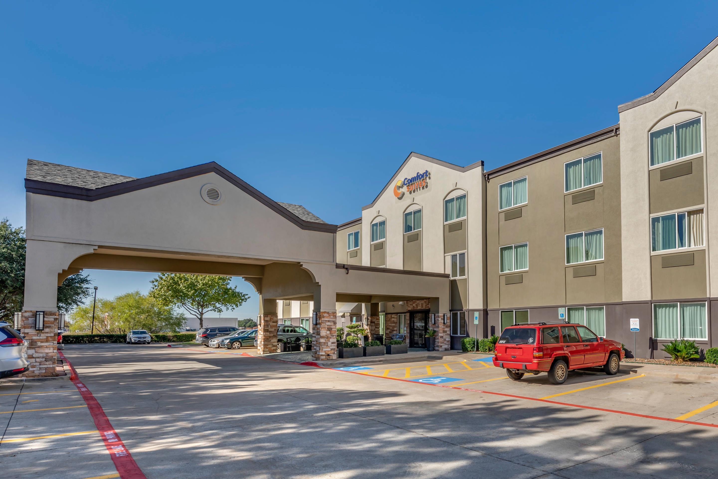 Hotel exterior | Comfort Suites The Colony - Plano West
