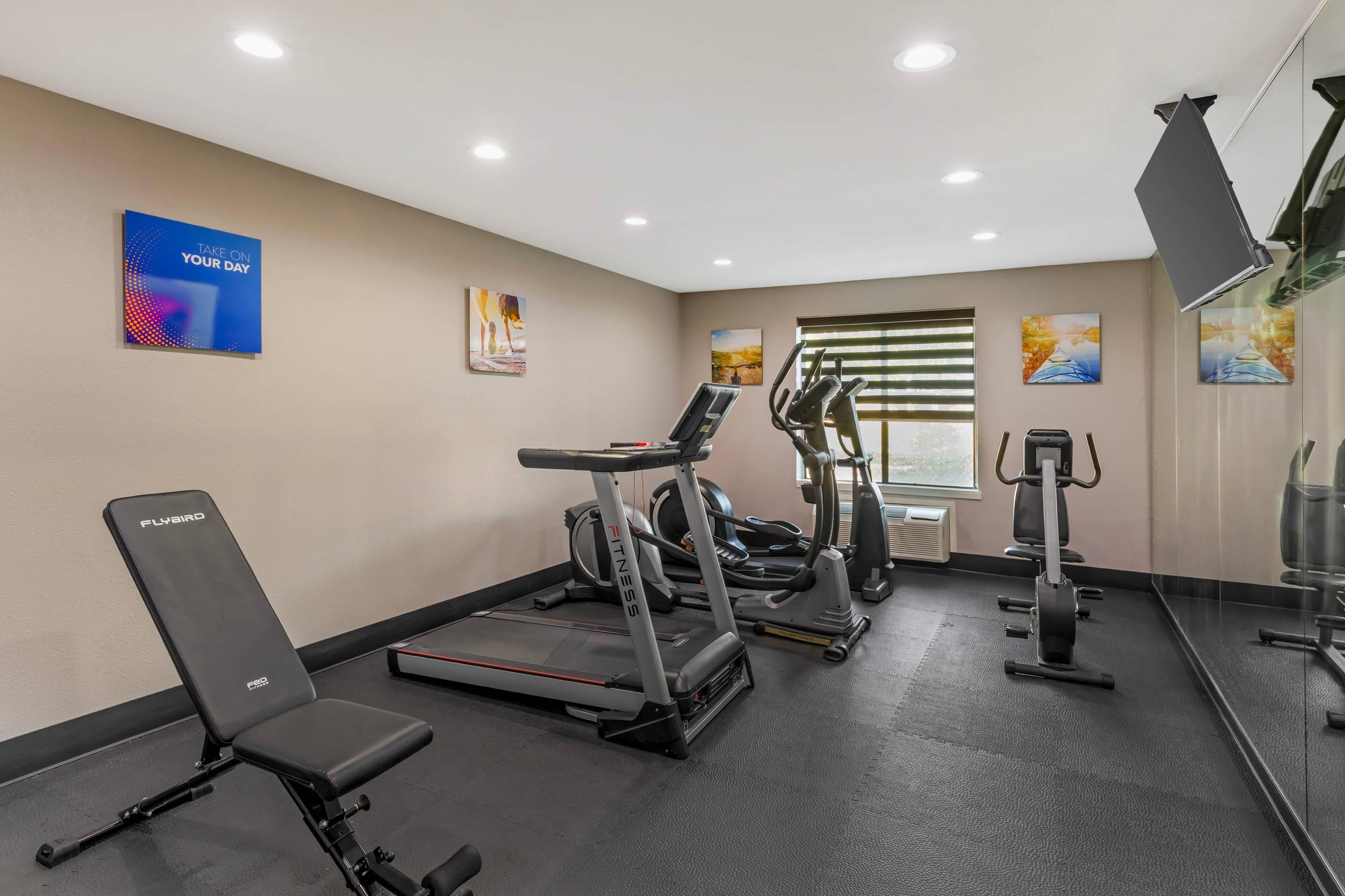 Fitness center | Comfort Inn & Suites Love Field - Dallas Market Center