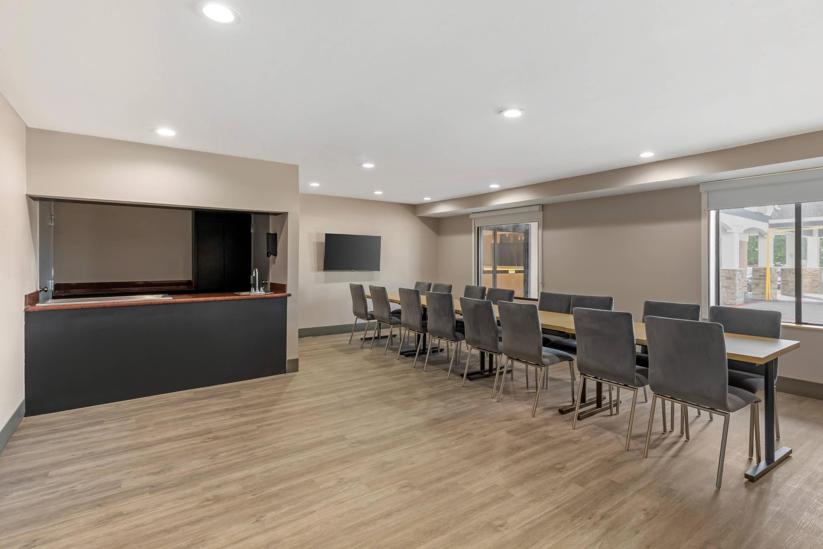 Meeting room | Comfort Inn & Suites Love Field - Dallas Market Center