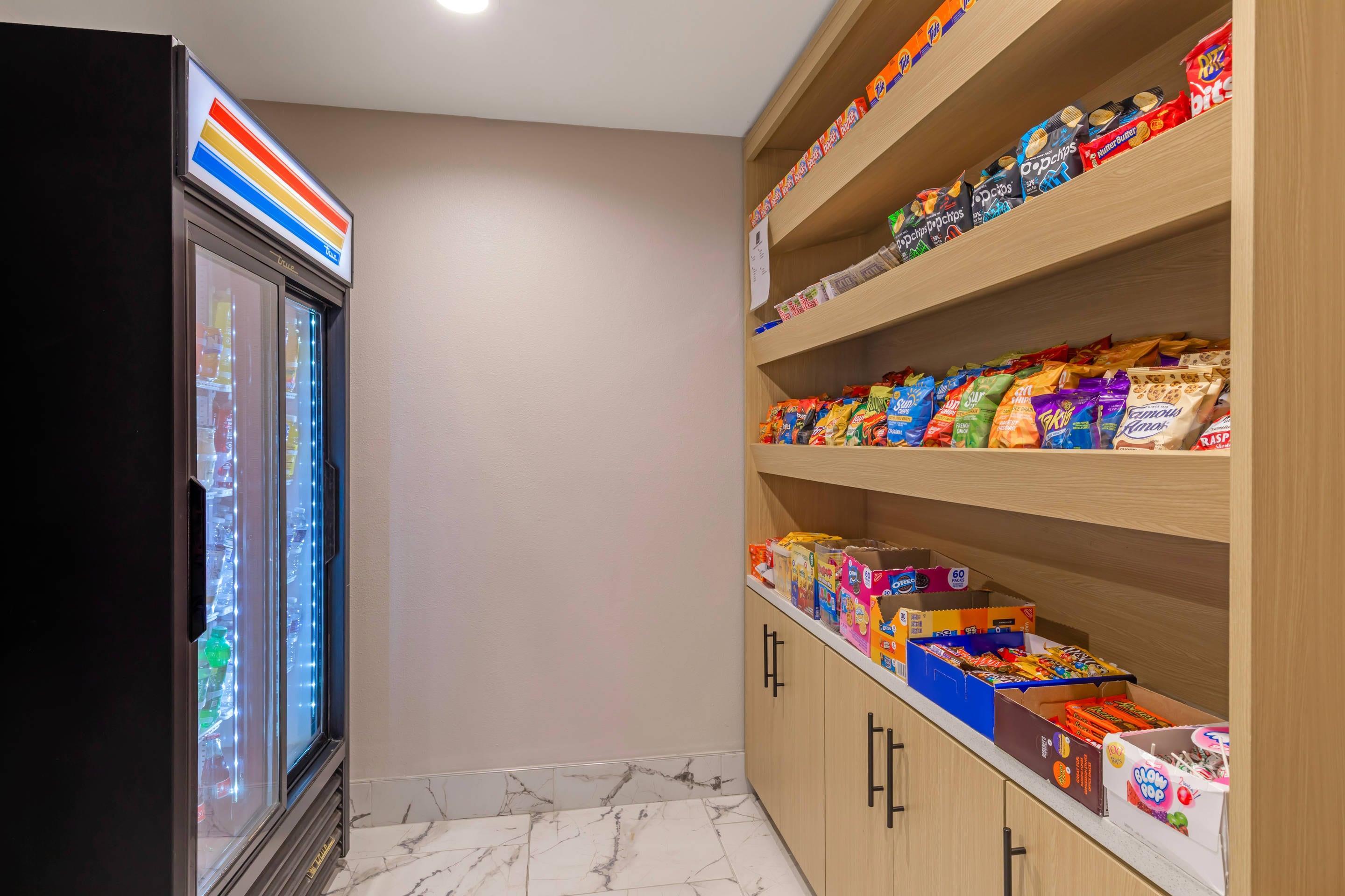 Hotel marketplace | Comfort Inn & Suites Love Field - Dallas Market Center