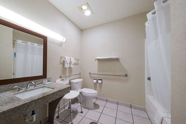  - Quality Inn & Suites Terrell - I-20, Exit 501