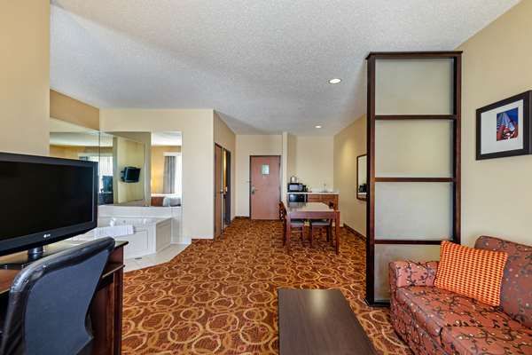 Suite - Comfort Suites McKinney