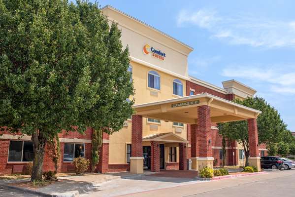 Exterior view - Comfort Suites McKinney