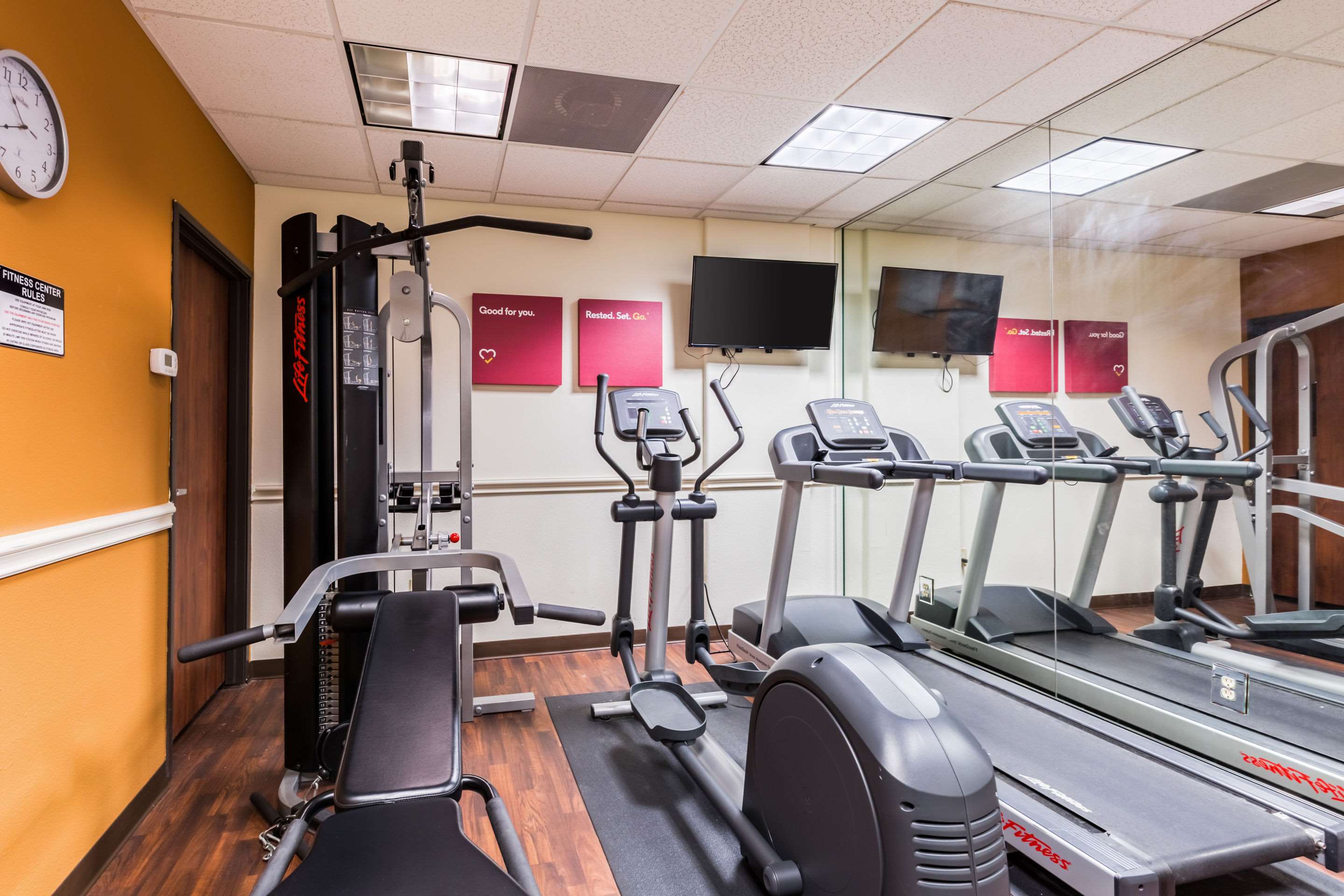 Exercise room with cardio equipment | Comfort Suites Westchase Houston Energy Corridor