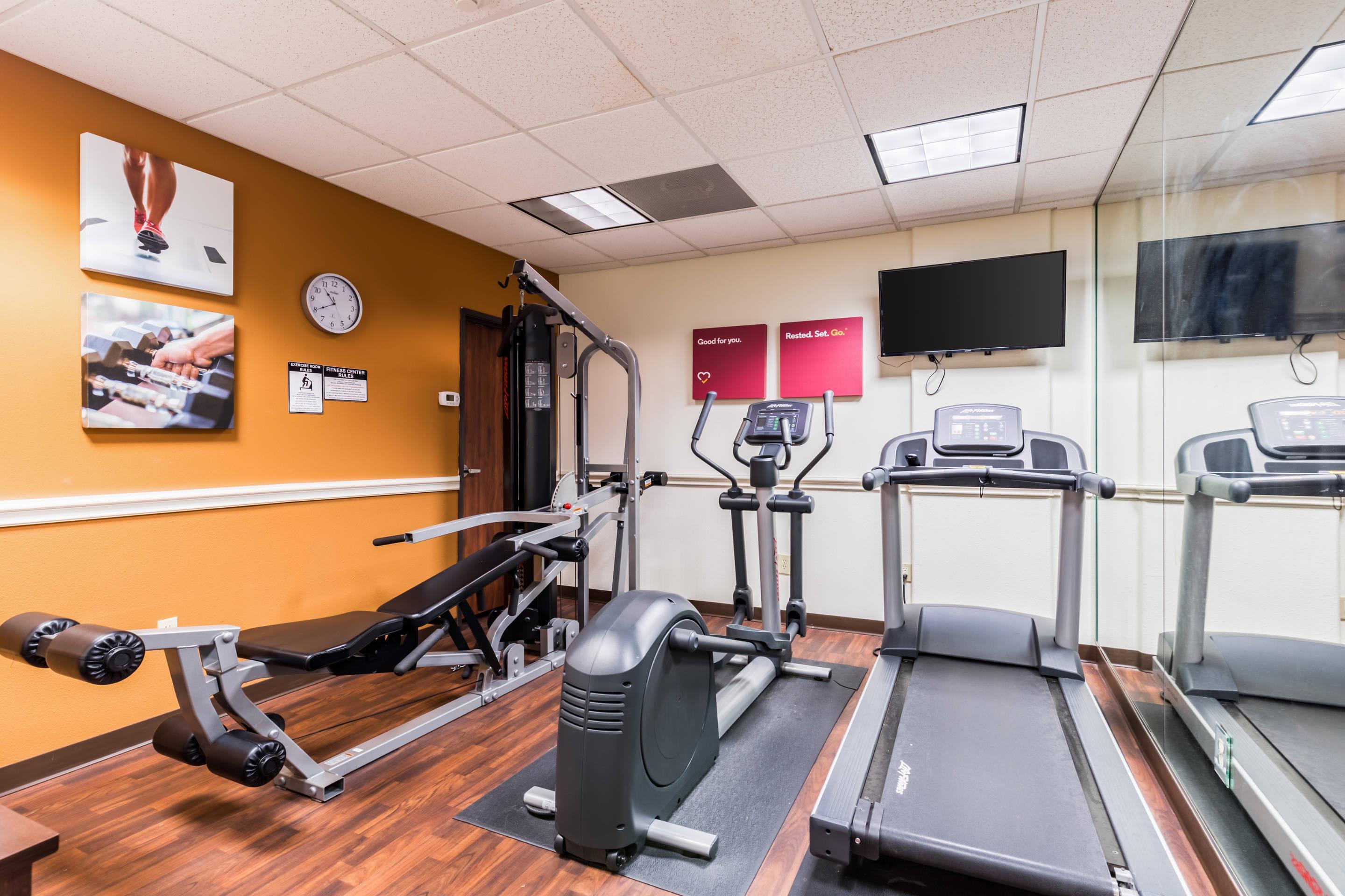 Fitness center | Comfort Suites Westchase Houston Energy Corridor