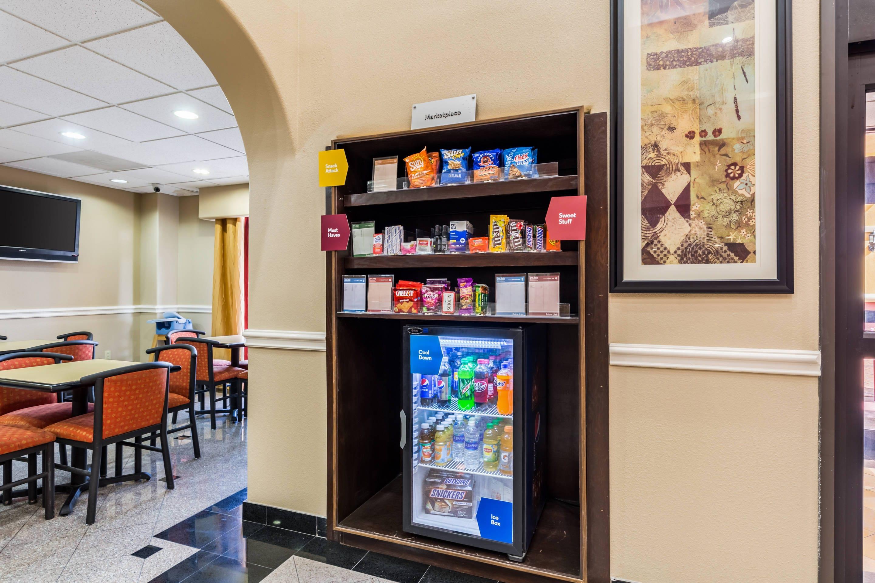 Hotel marketplace | Comfort Suites Westchase Houston Energy Corridor