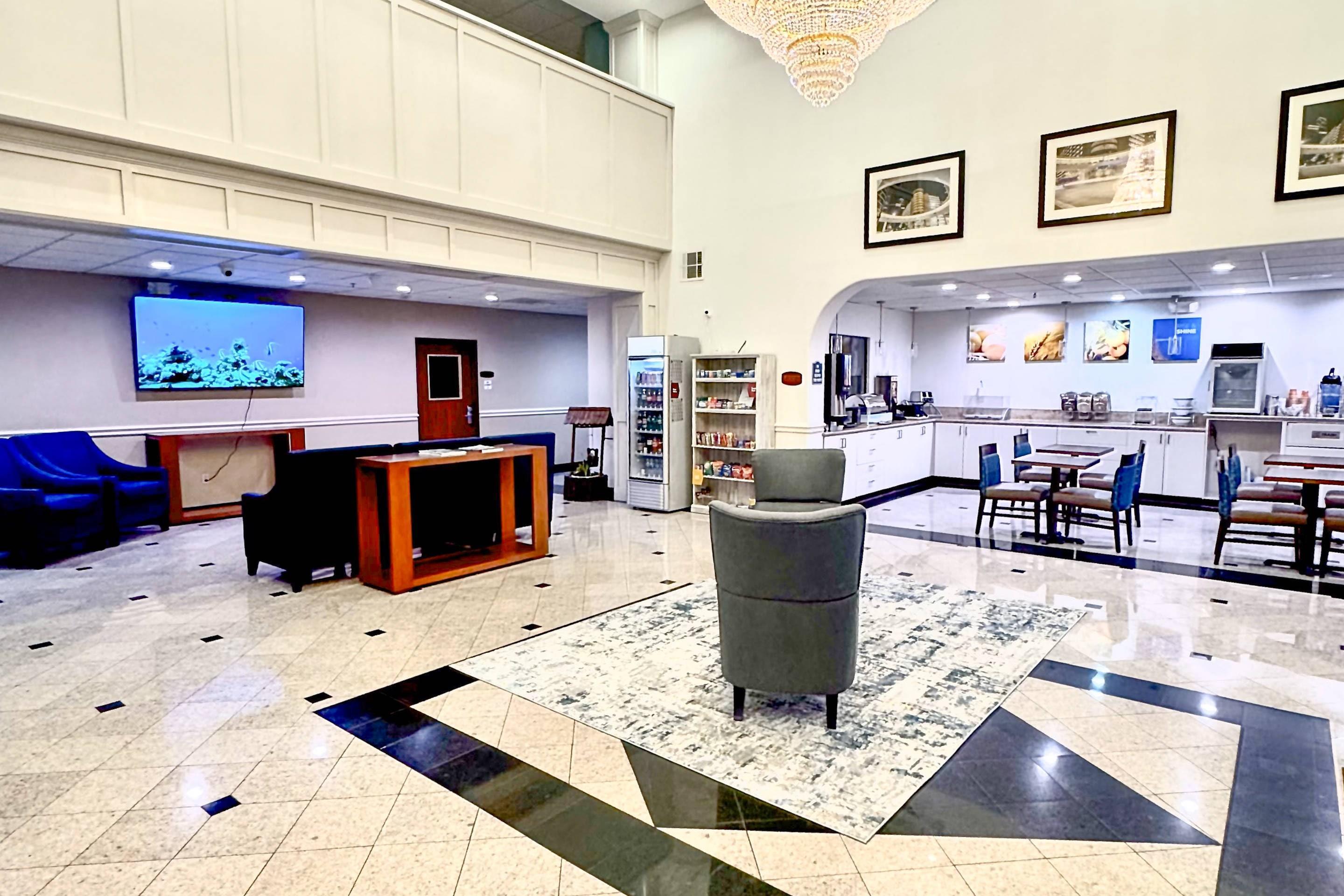 Hotel lobby | Comfort Suites Westchase Houston Energy Corridor