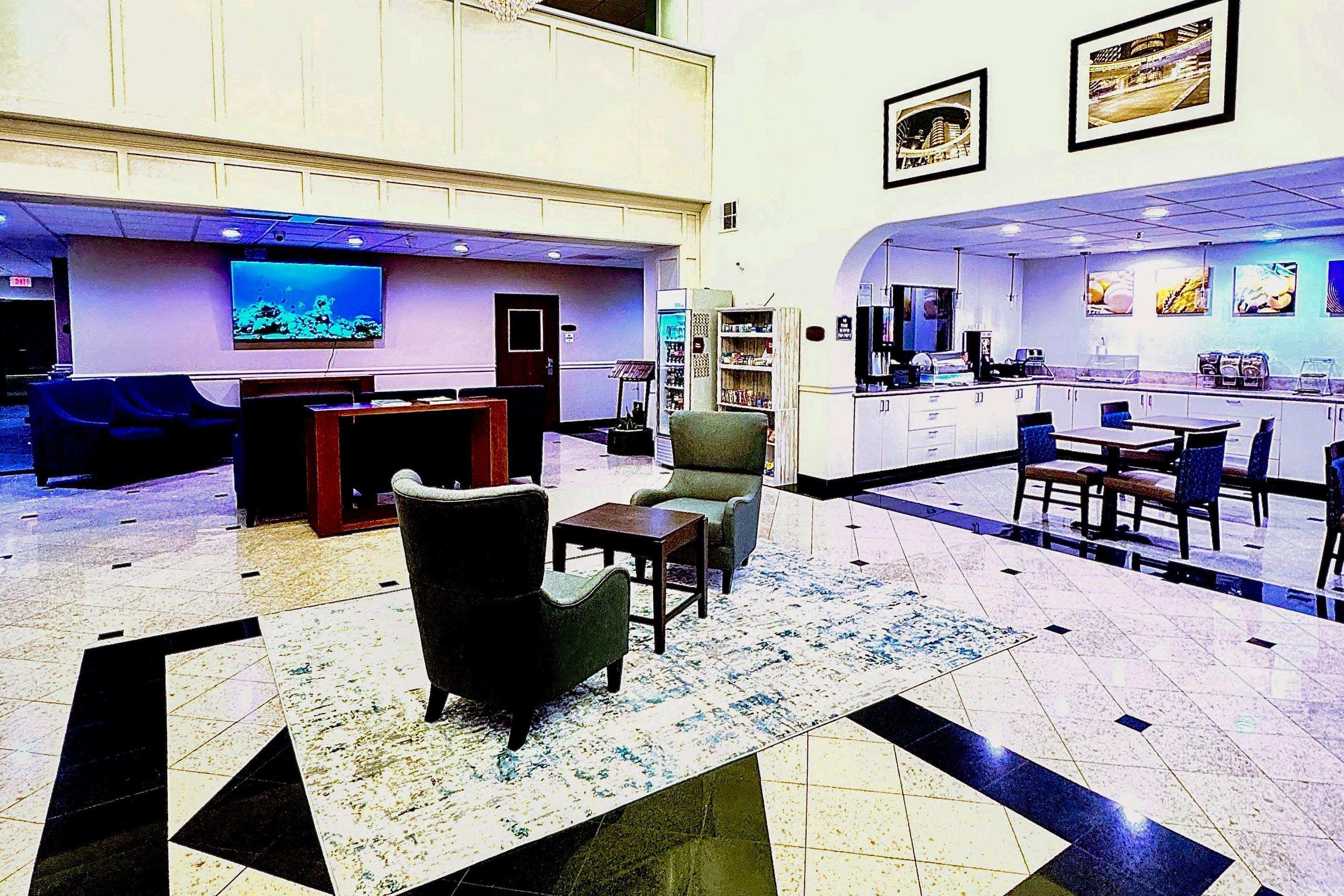Hotel lobby | Comfort Suites Westchase Houston Energy Corridor
