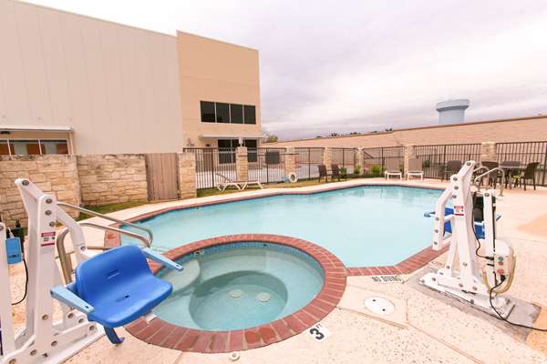 Pool - Comfort Suites US 183 Austin