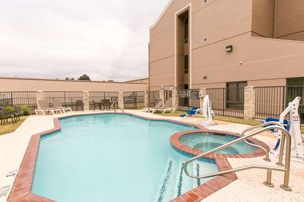Pool - Comfort Suites US 183 Austin