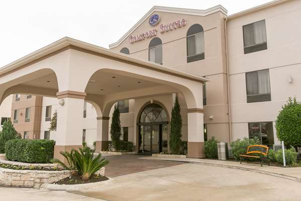 Exterior view - Comfort Suites US 183 Austin