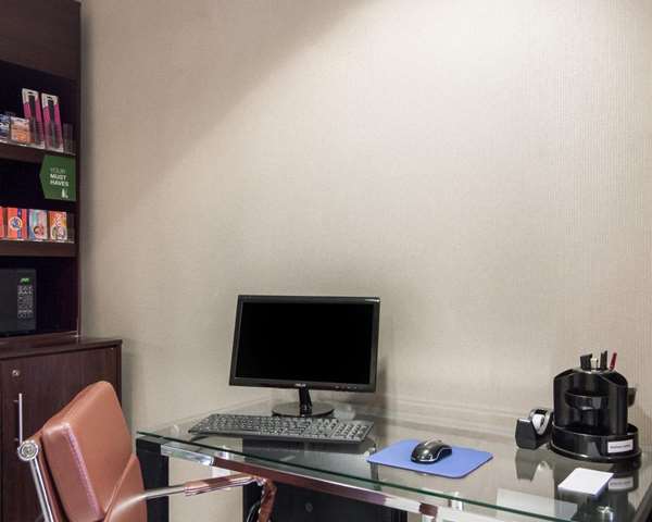 Conference Area - Comfort Suites Clay Road Houston