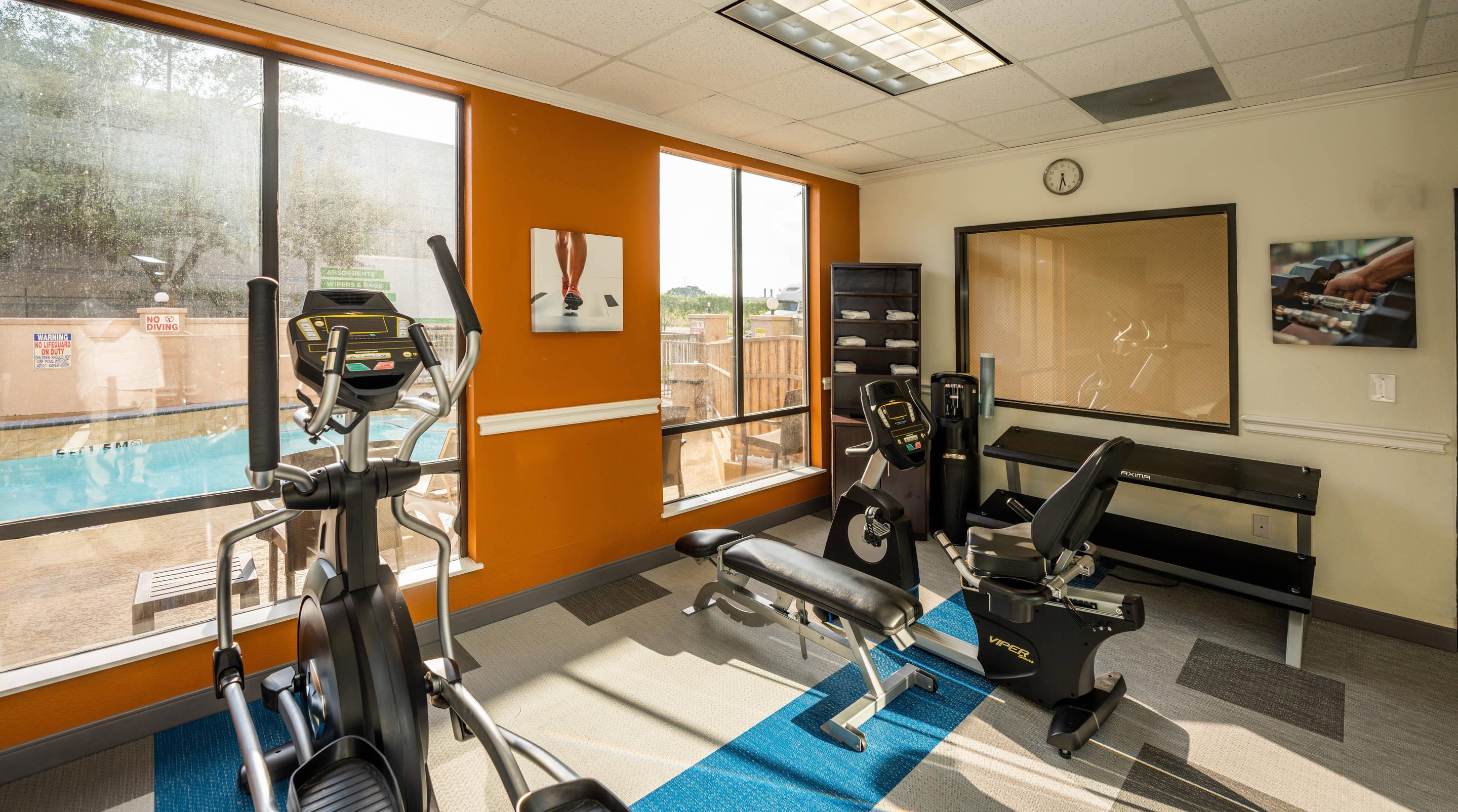 Fitness center | Comfort Suites Houston West at Clay Road